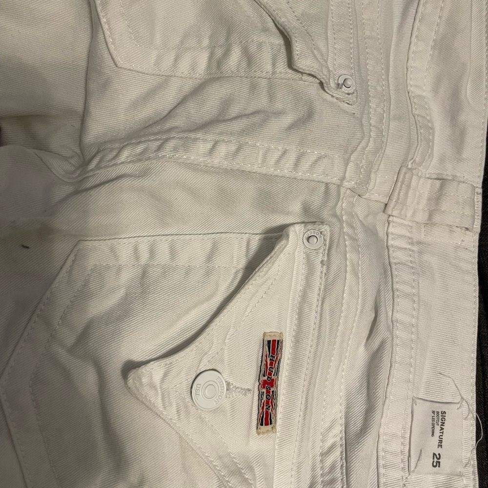 Hudson jeans size 25 bootcut low rise
